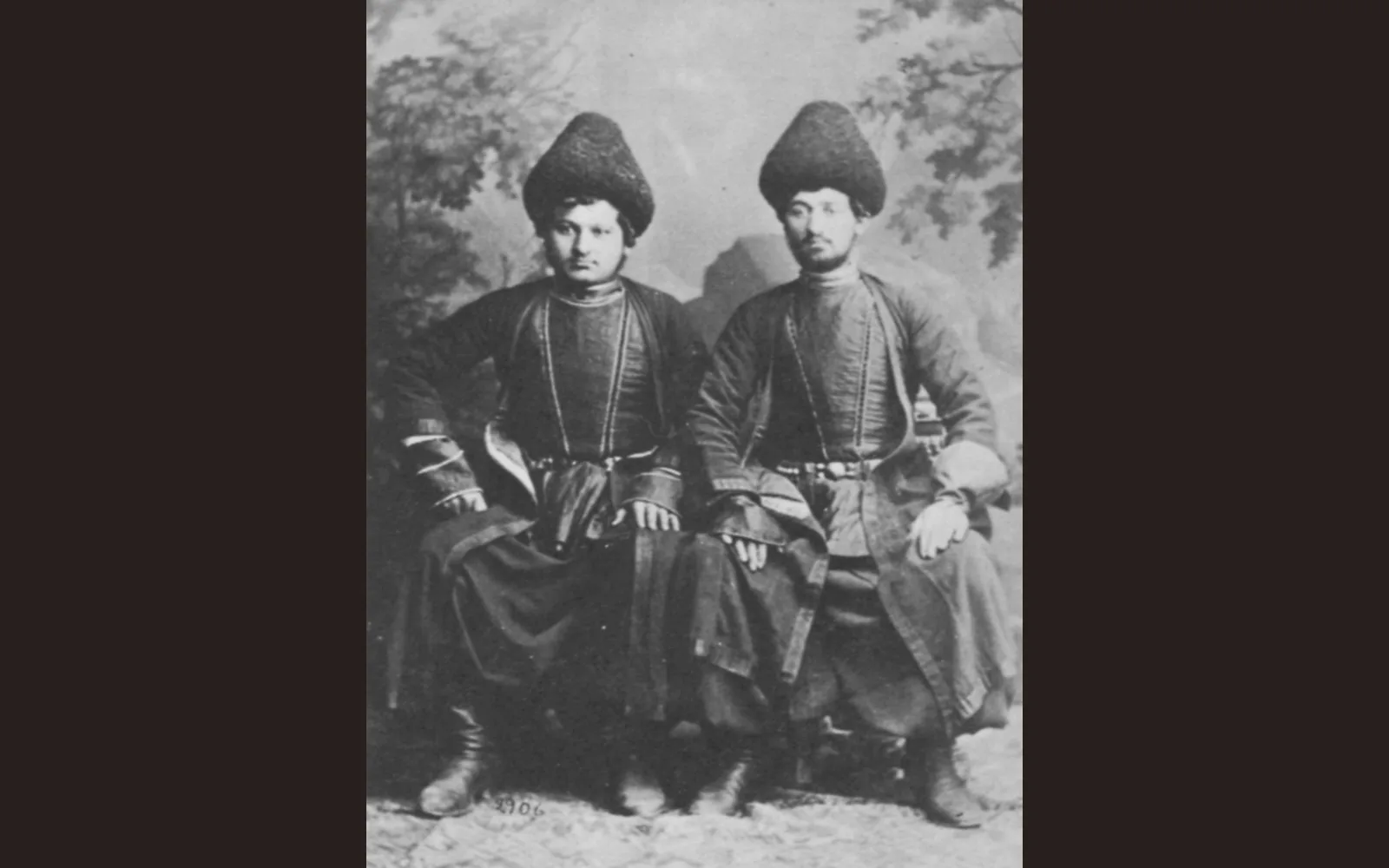Women’s and Men’s Taraz